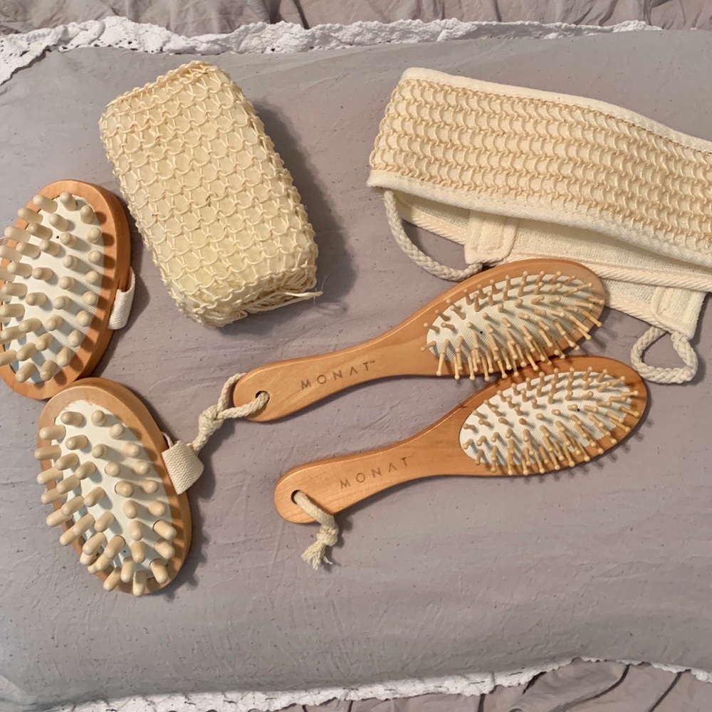 Monat Bath Scrubbers/Brushes